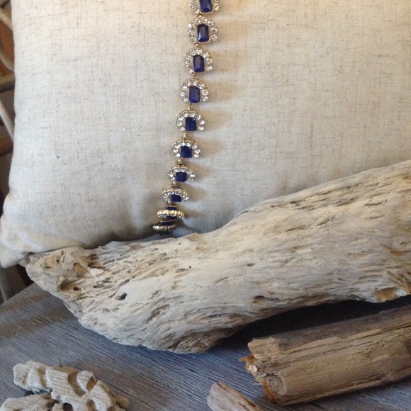 Necklace, Banana Republic - Picture 2 of 4